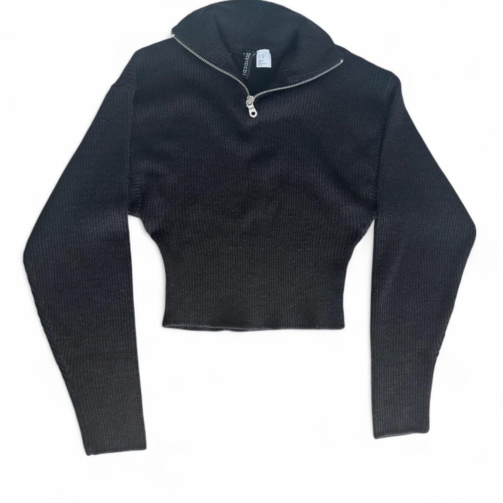 H&M Black Ribbed Quarter Zip-Up Cropped Turtle Neck Sweater